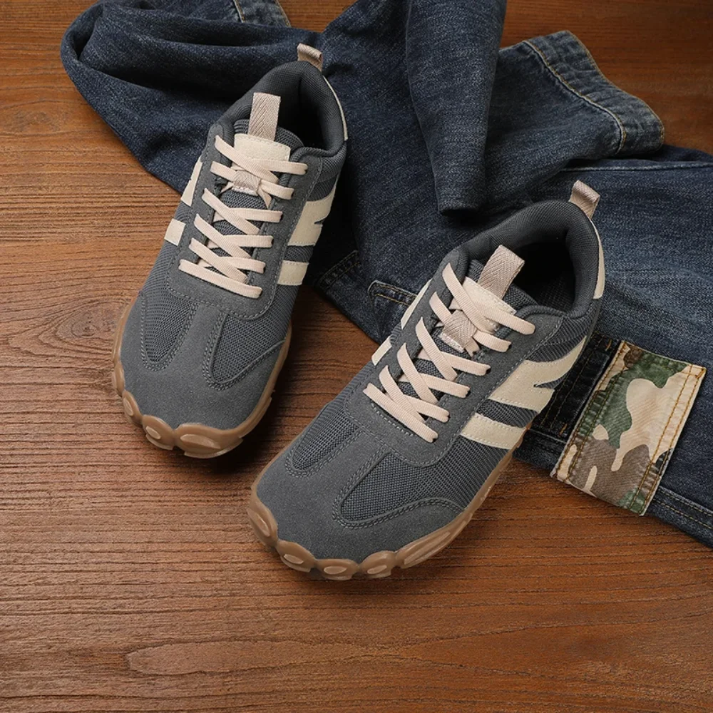 Core-Dark-Gray-Lifestyle